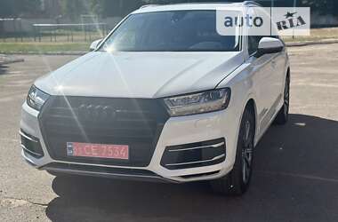 Позашляховик / Кросовер Audi Q7 2019 в Рівному