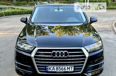 Внедорожник / Кроссовер Audi Q7 2016 в Киеве