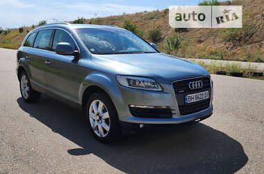 Внедорожник / Кроссовер Audi Q7 2006 в Одессе