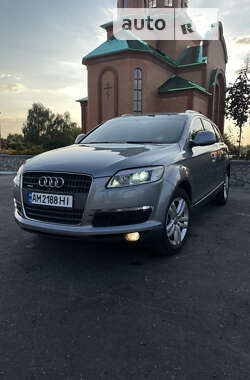 Внедорожник / Кроссовер Audi Q7 2007 в Житомире