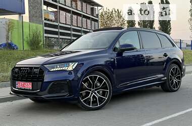 Позашляховик / Кросовер Audi Q7 2021 в Ковелі