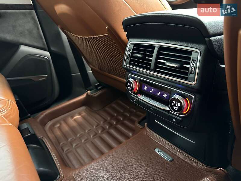 Позашляховик / Кросовер Audi Q7 2015 в Рівному фото 44 Позашляховик / Кросовер Audi Q7 2015 в Рівному