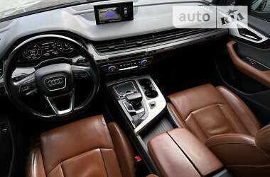 Внедорожник / Кроссовер Audi Q7 2015 в Ровно