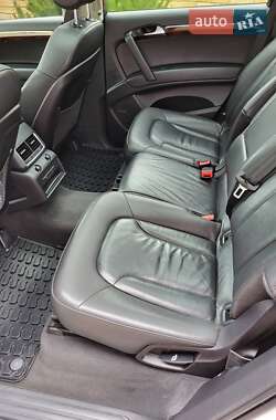 Внедорожник / Кроссовер Audi Q7 2014 в 