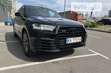 Внедорожник / Кроссовер Audi Q7 2018 в 