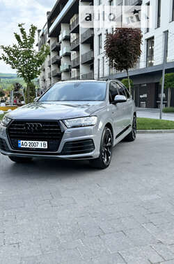 Audi Q7 2016