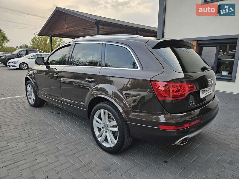 Позашляховик / Кросовер Audi Q7 2012 в Коломиї