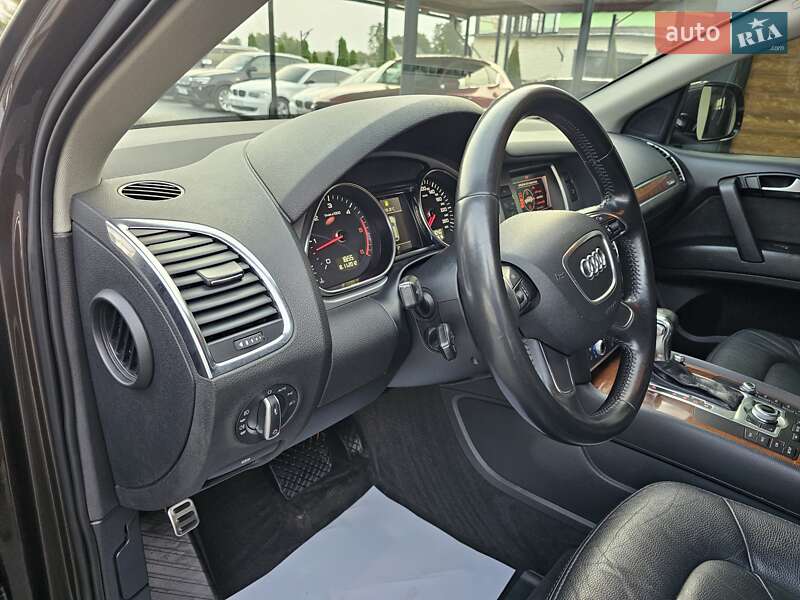 Позашляховик / Кросовер Audi Q7 2012 в Коломиї
