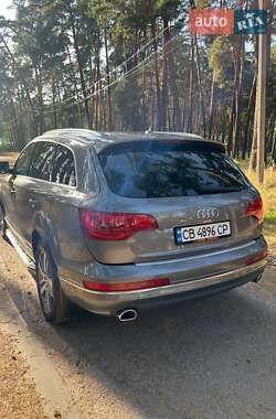 Позашляховик / Кросовер Audi Q7 2013 в Чернігові