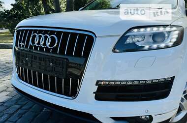 Внедорожник / Кроссовер Audi Q7 2014 в Киеве