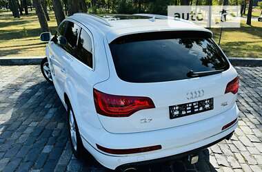 Внедорожник / Кроссовер Audi Q7 2014 в Киеве