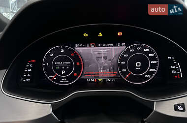 Внедорожник / Кроссовер Audi Q7 2017 в Нововолынске