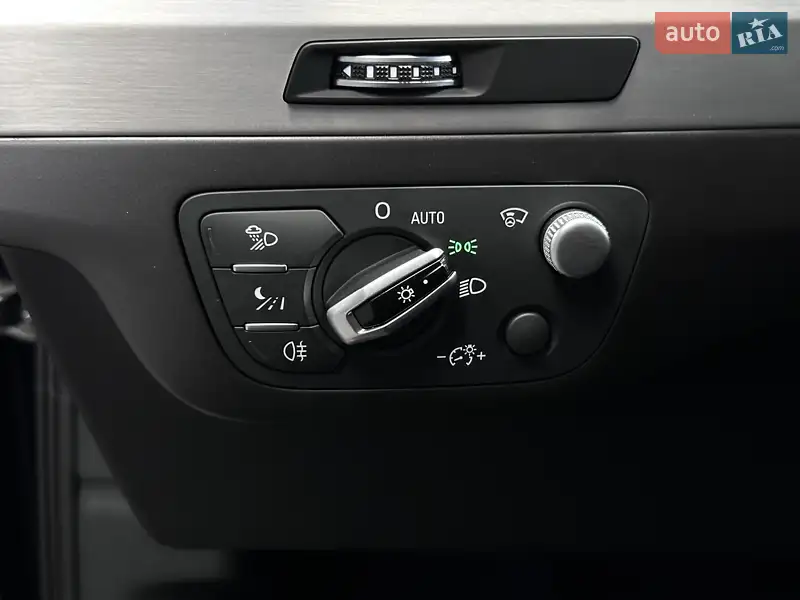 Внедорожник / Кроссовер Audi Q7 2017 в 