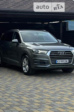 Audi Q7 2015