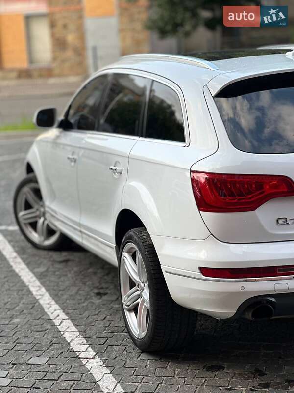 Внедорожник / Кроссовер Audi Q7 2015 в Львове