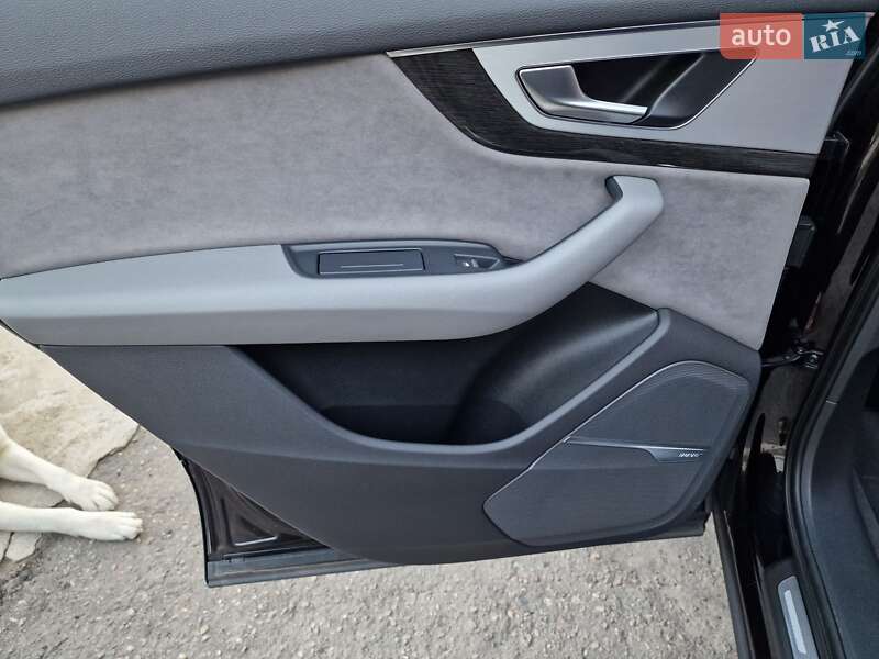 Позашляховик / Кросовер Audi Q7 2018 в Полтаві