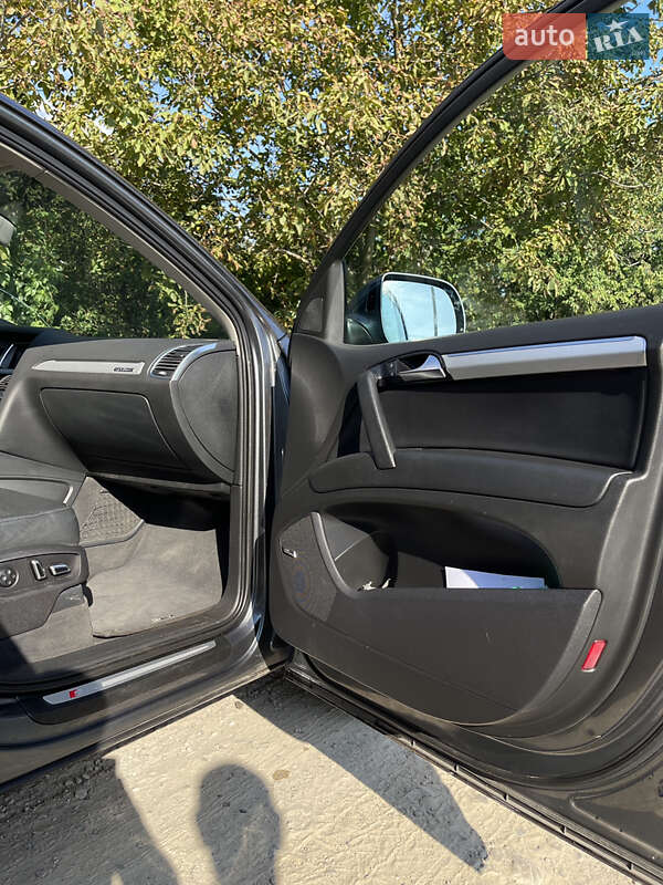 Внедорожник / Кроссовер Audi Q7 2011 в Львове