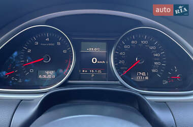 Внедорожник / Кроссовер Audi Q7 2014 в 