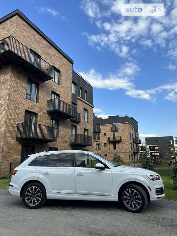 Внедорожник / Кроссовер Audi Q7 2016 в Ивано-Франковске