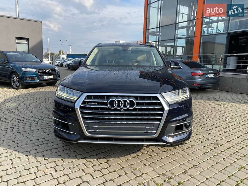 Внедорожник / Кроссовер Audi Q7 2016 в Львове