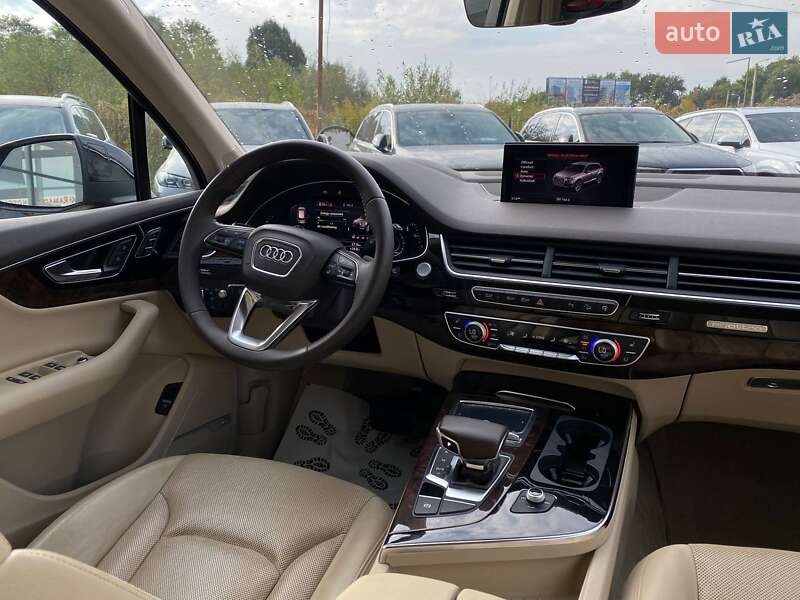 Внедорожник / Кроссовер Audi Q7 2016 в Львове