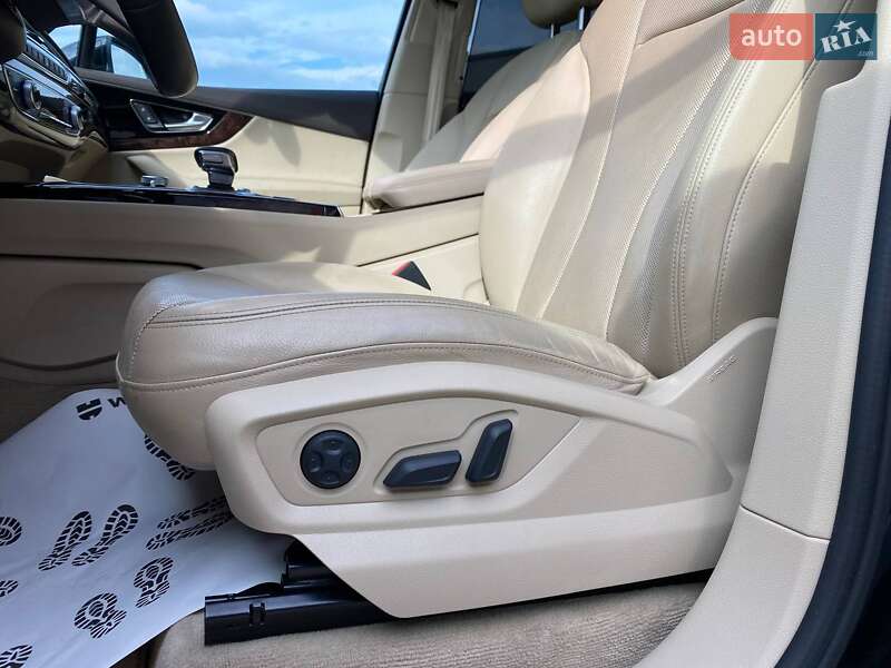 Внедорожник / Кроссовер Audi Q7 2016 в Львове