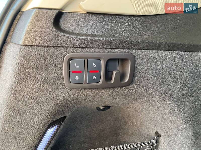 Внедорожник / Кроссовер Audi Q7 2016 в Львове