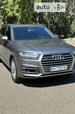 Audi Q7 2015