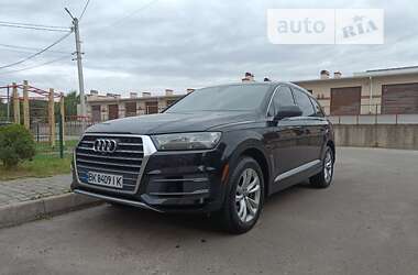 Внедорожник / Кроссовер Audi Q7 2016 в Ровно