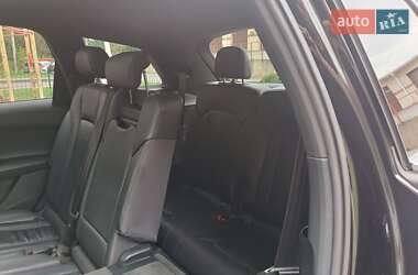 Внедорожник / Кроссовер Audi Q7 2016 в 
