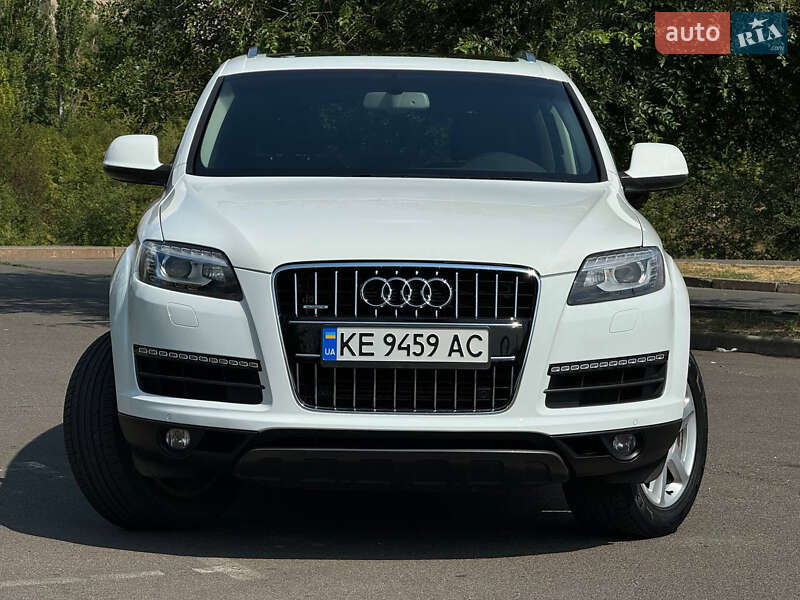 Позашляховик / Кросовер Audi Q7 2013 в Сумах