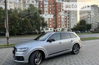 Внедорожник / Кроссовер Audi Q7 2017 в Хмельницком