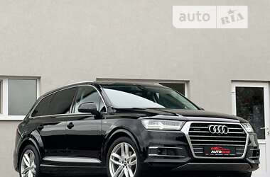 Позашляховик / Кросовер Audi Q7 2017 в Луцьку