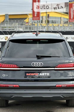 Внедорожник / Кроссовер Audi Q7 2020 в Киеве