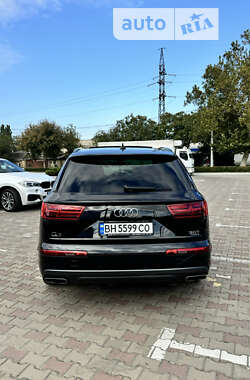 Внедорожник / Кроссовер Audi Q7 2016 в Одессе