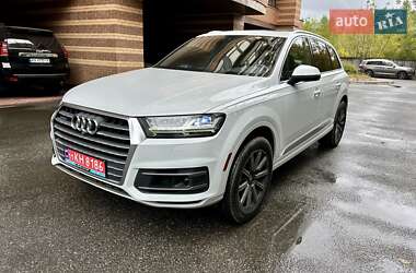 Позашляховик / Кросовер Audi Q7 2017 в Києві