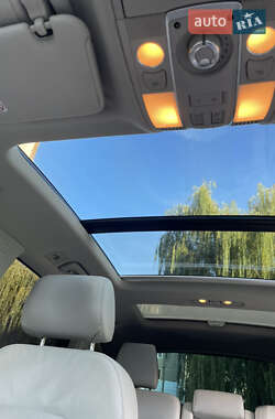 Позашляховик / Кросовер Audi Q7 2011 в 