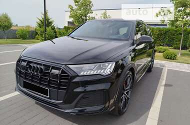 Позашляховик / Кросовер Audi Q7 2023 в Мукачевому