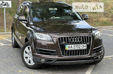 Внедорожник / Кроссовер Audi Q7 2010 в Киеве