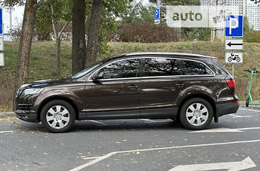 Внедорожник / Кроссовер Audi Q7 2010 в Киеве