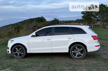 Внедорожник / Кроссовер Audi Q7 2011 в Черновцах