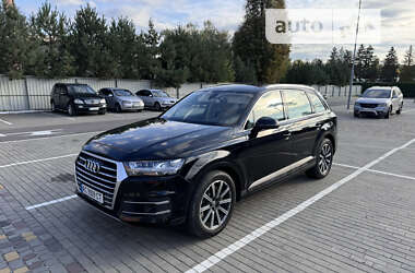 Внедорожник / Кроссовер Audi Q7 2016 в Луцке