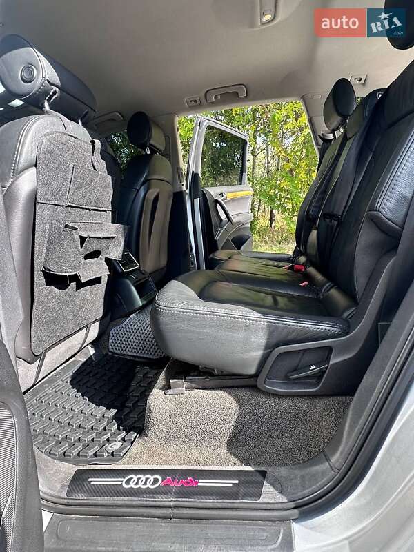 Позашляховик / Кросовер Audi Q7 2006 в Дніпрі