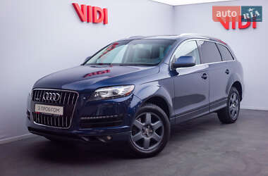 Внедорожник / Кроссовер Audi Q7 2015 в Киеве