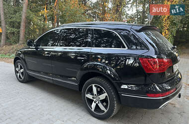 Внедорожник / Кроссовер Audi Q7 2012 в 