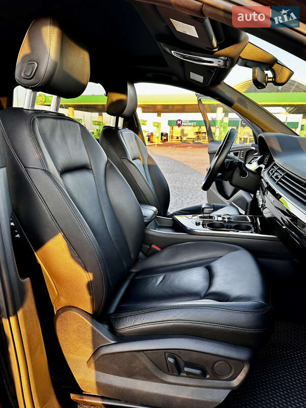 Внедорожник / Кроссовер Audi Q7 2017 в Ровно фото 23 Внедорожник / Кроссовер Audi Q7 2017 в Ровно