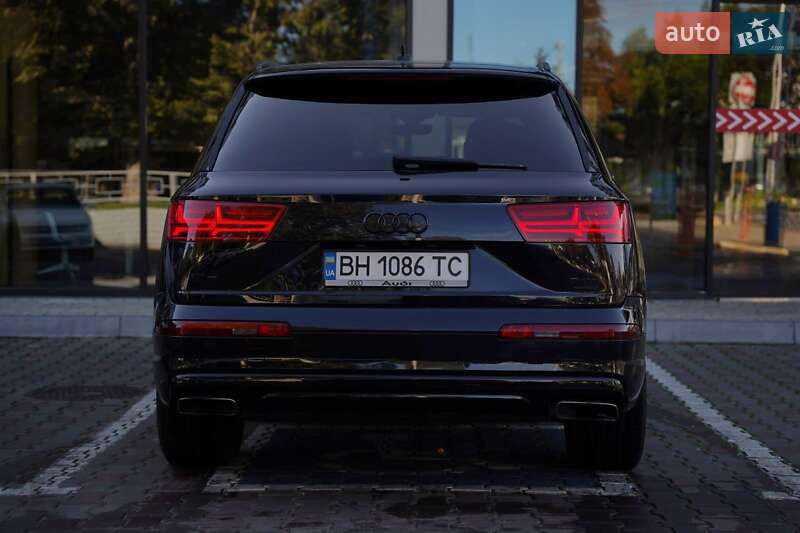 Внедорожник / Кроссовер Audi Q7 2016 в Одессе