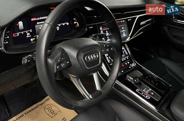 Внедорожник / Кроссовер Audi Q7 2022 в 