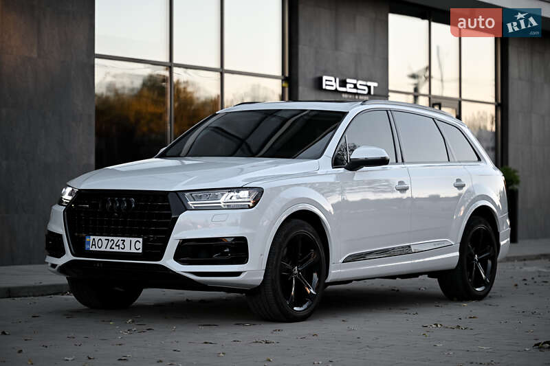 Внедорожник / Кроссовер Audi Q7 2018 в Ужгороде