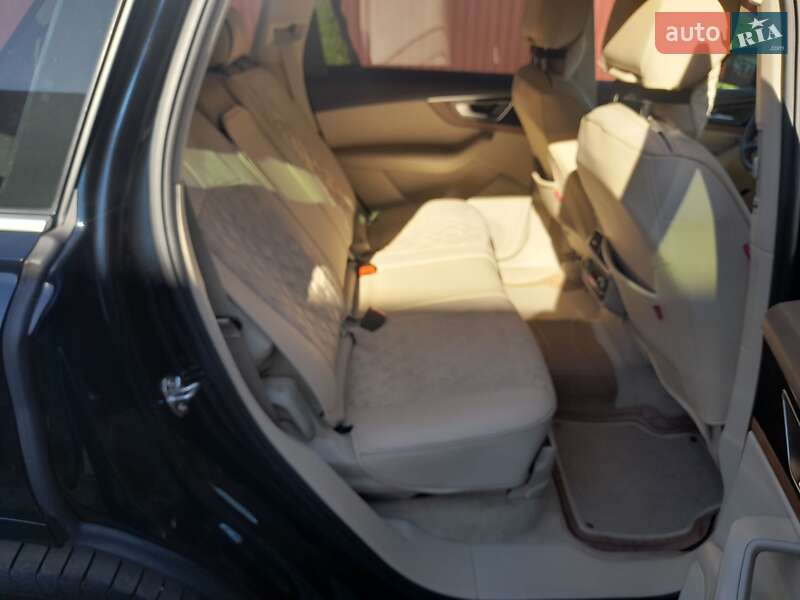 Внедорожник / Кроссовер Audi Q7 2017 в Первомайске фото 16 Внедорожник / Кроссовер Audi Q7 2017 в Первомайске